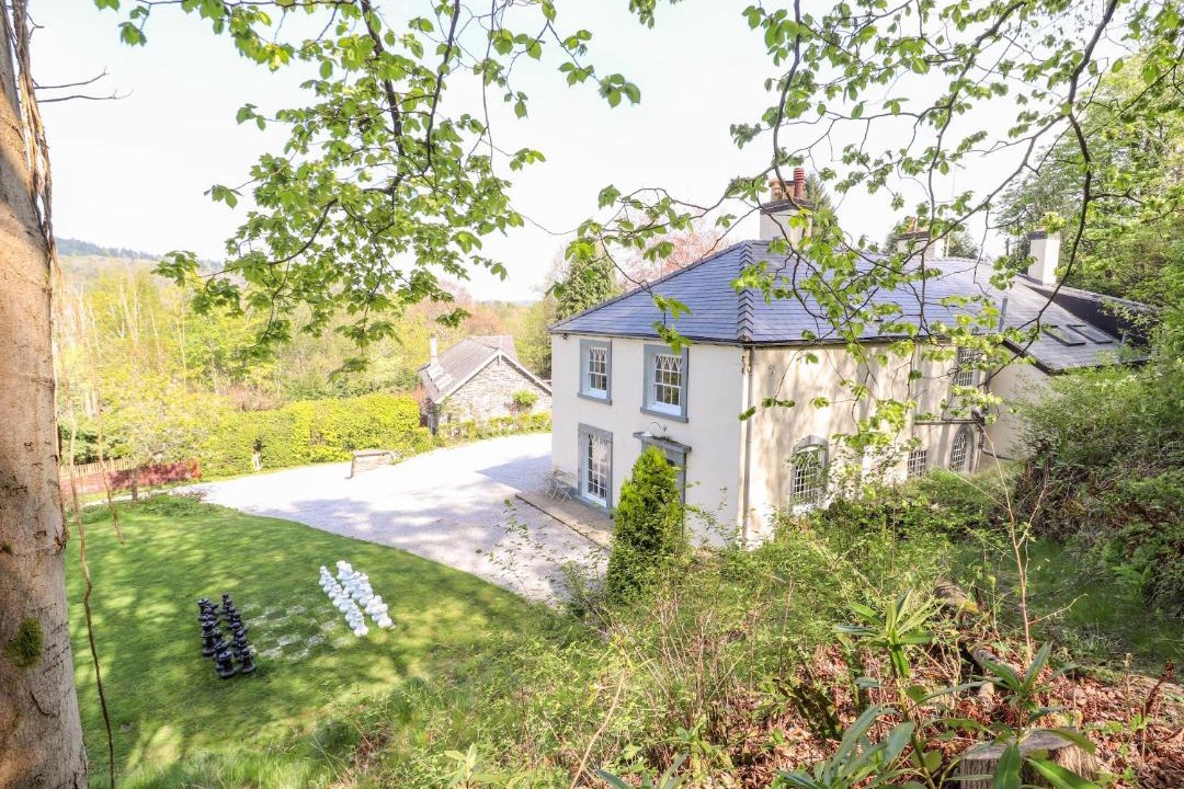 Photo of Others in Acrefair