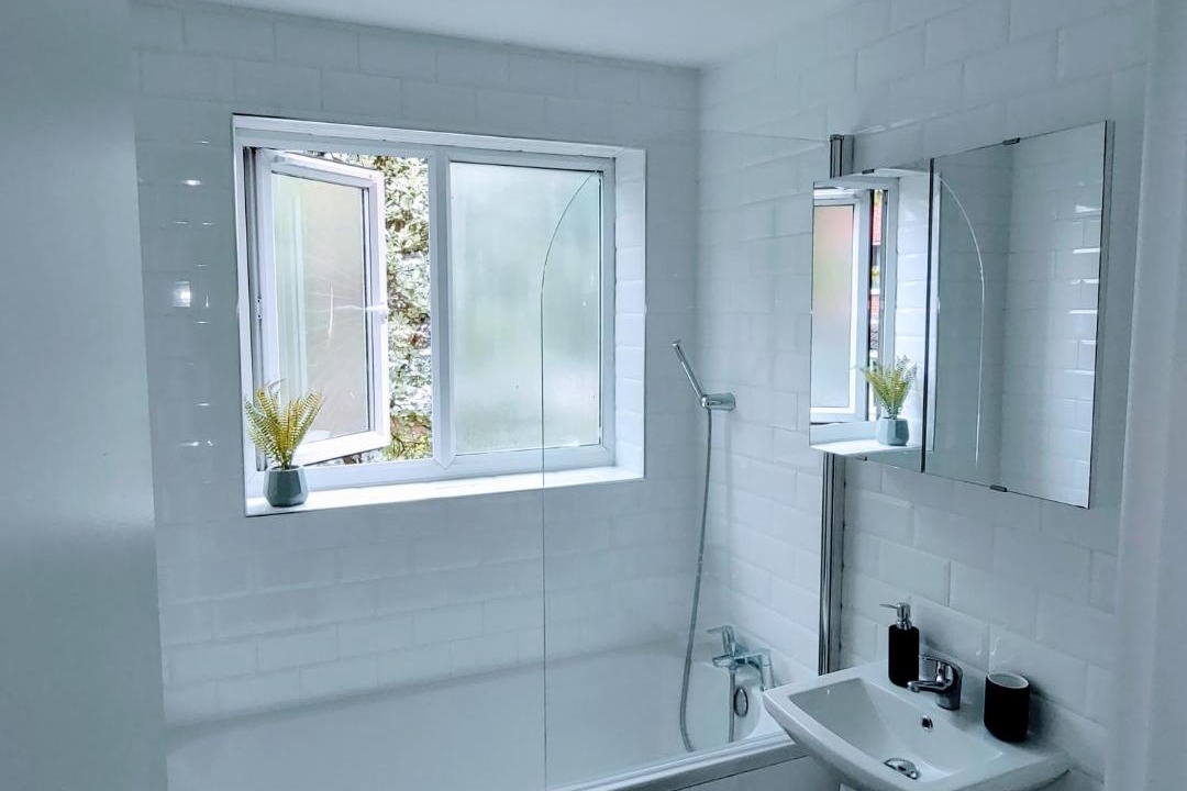 Photo of Bathroom in Coppetts