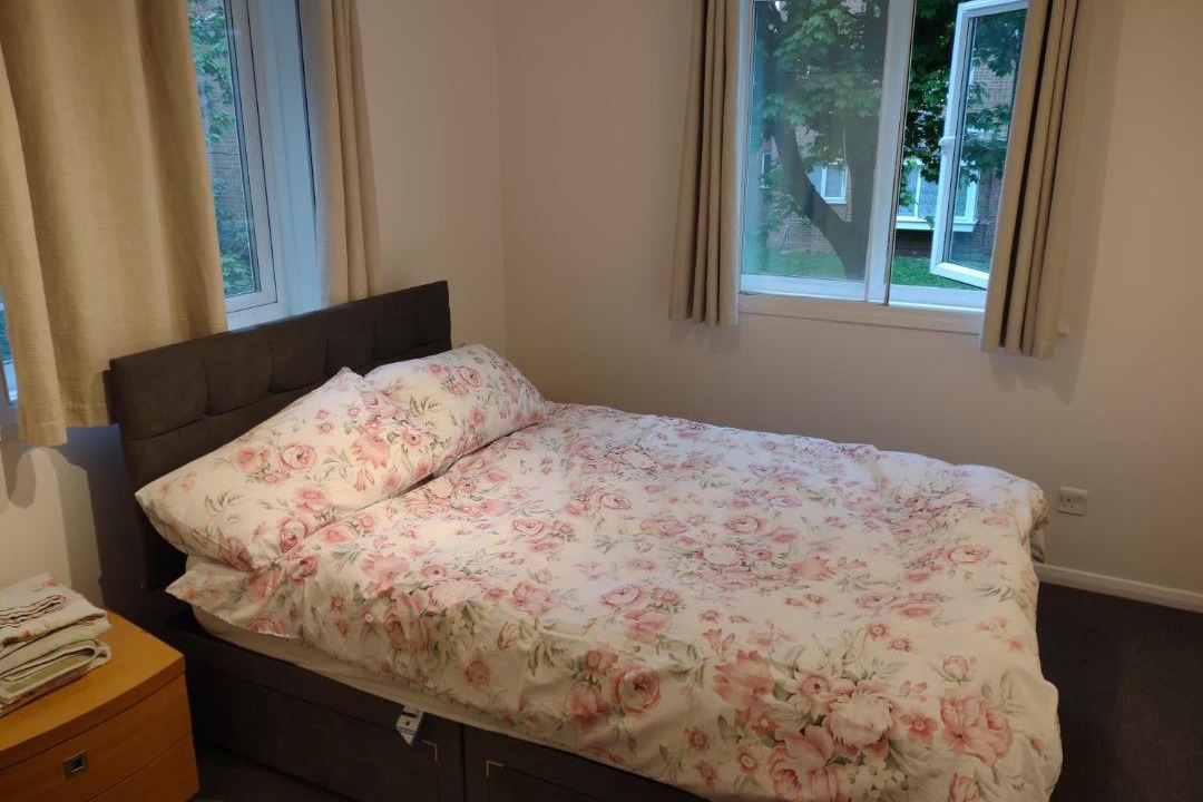 Photo of Bedroom in Coppetts