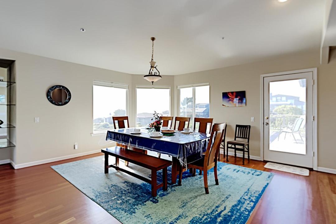 Photo of Livingroom in Dillon Beach