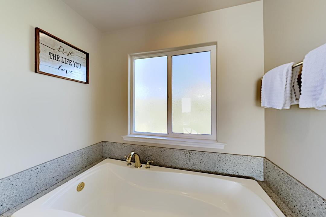 Photo of Bedroom in Dillon Beach