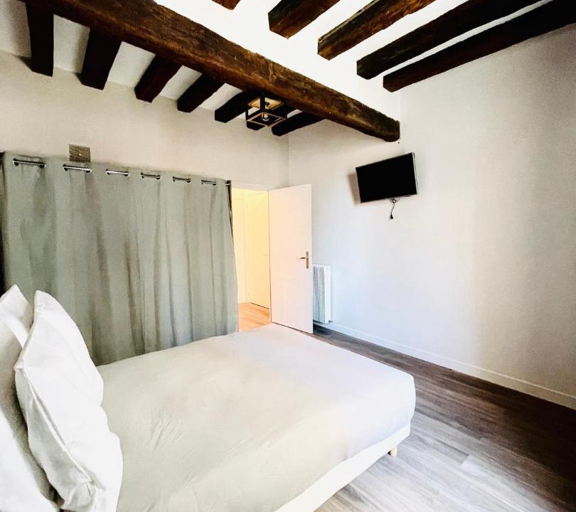 Photo of Bedroom in Chartres