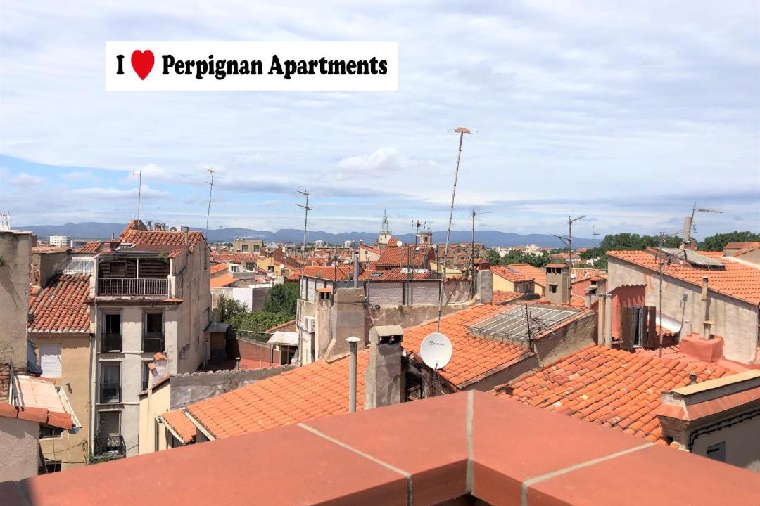 Photo of Others in La Real