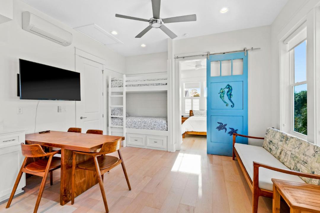 Photo of Livingroom in Gulf Mist