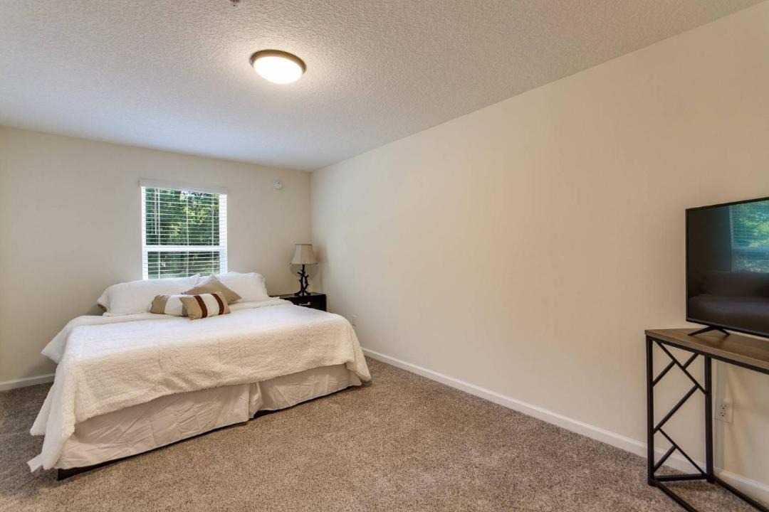 Photo of Bedroom in Green Cove Springs