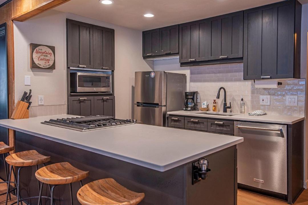 Photo of Kitchen in Overlook Park