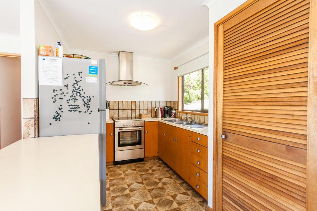 Photo of Kitchen in Kennett River