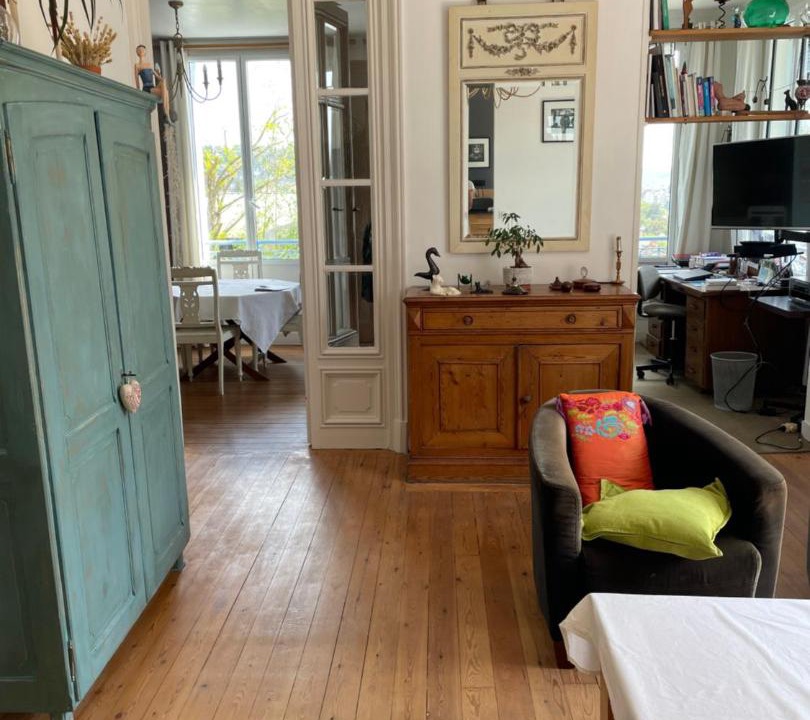 Photo of Livingroom in Mont-Saint-Aignan