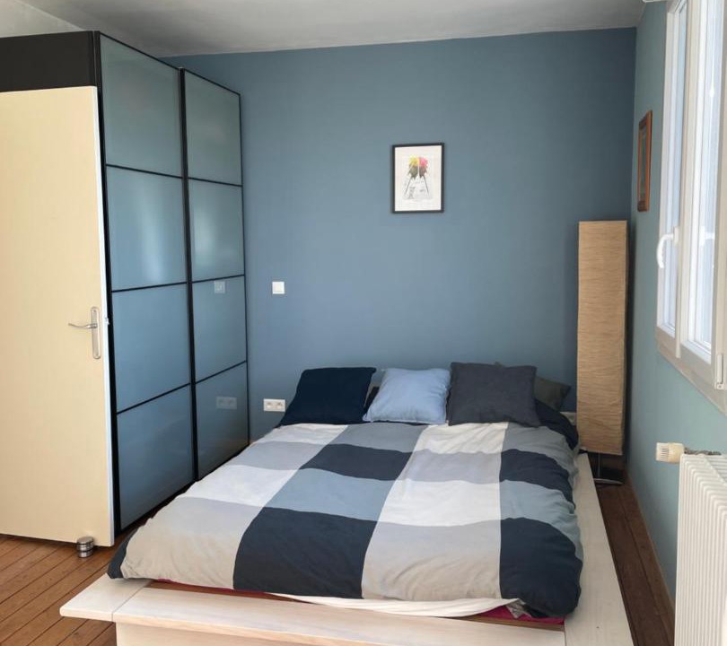 Photo of Bedroom in Mont-Saint-Aignan