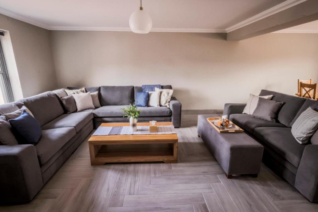 Photo of Livingroom in Alexandria