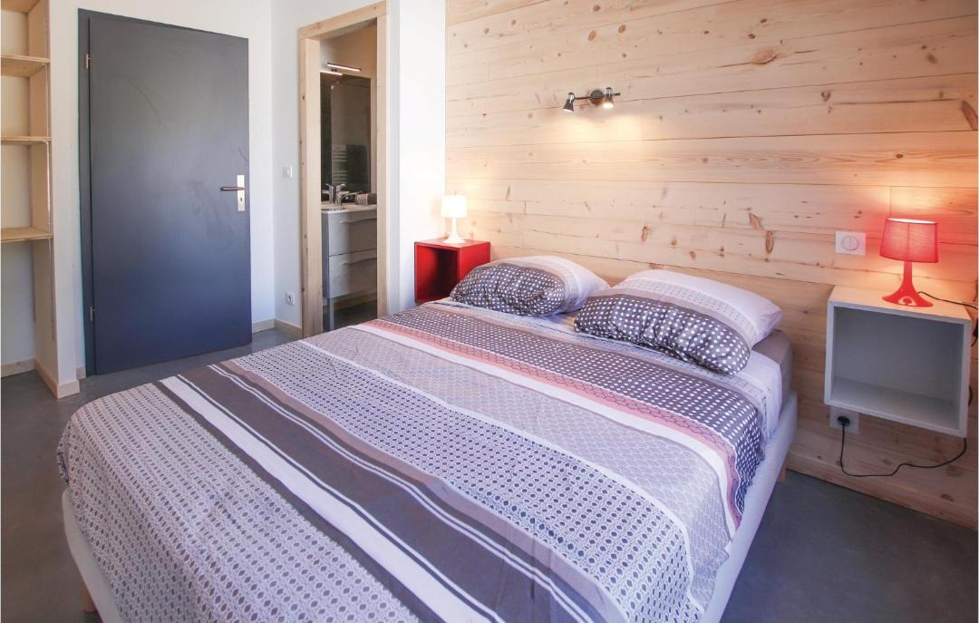 Photo of Bedroom in Portes-en-Valdaine