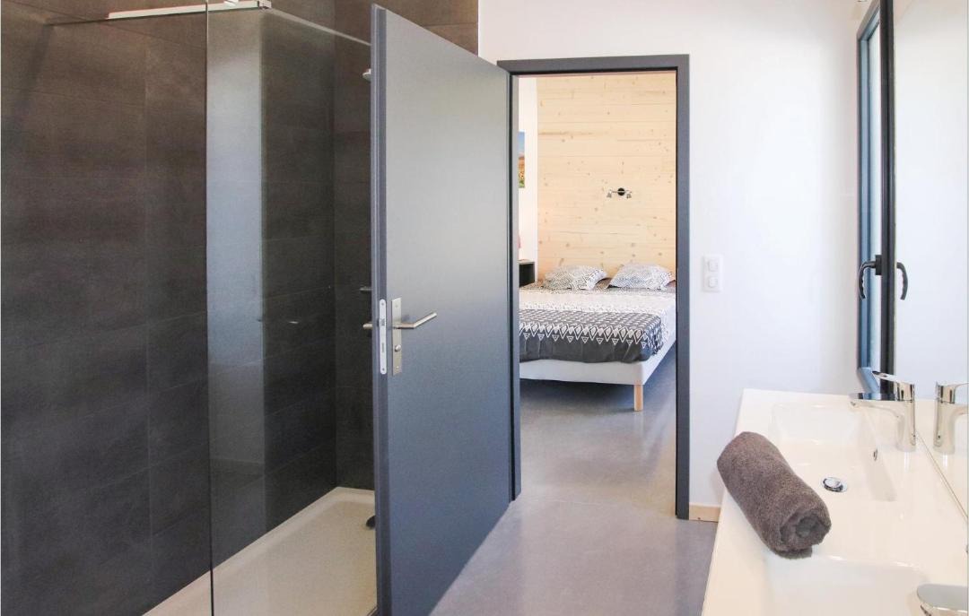 Photo of Bathroom in Portes-en-Valdaine