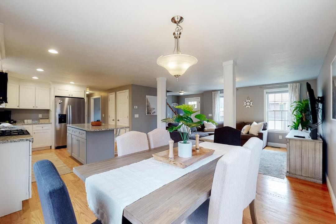 Photo of Livingroom in Cedar Bushes