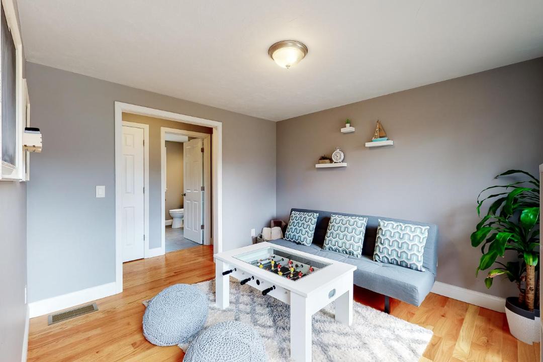 Photo of Livingroom in Cedar Bushes