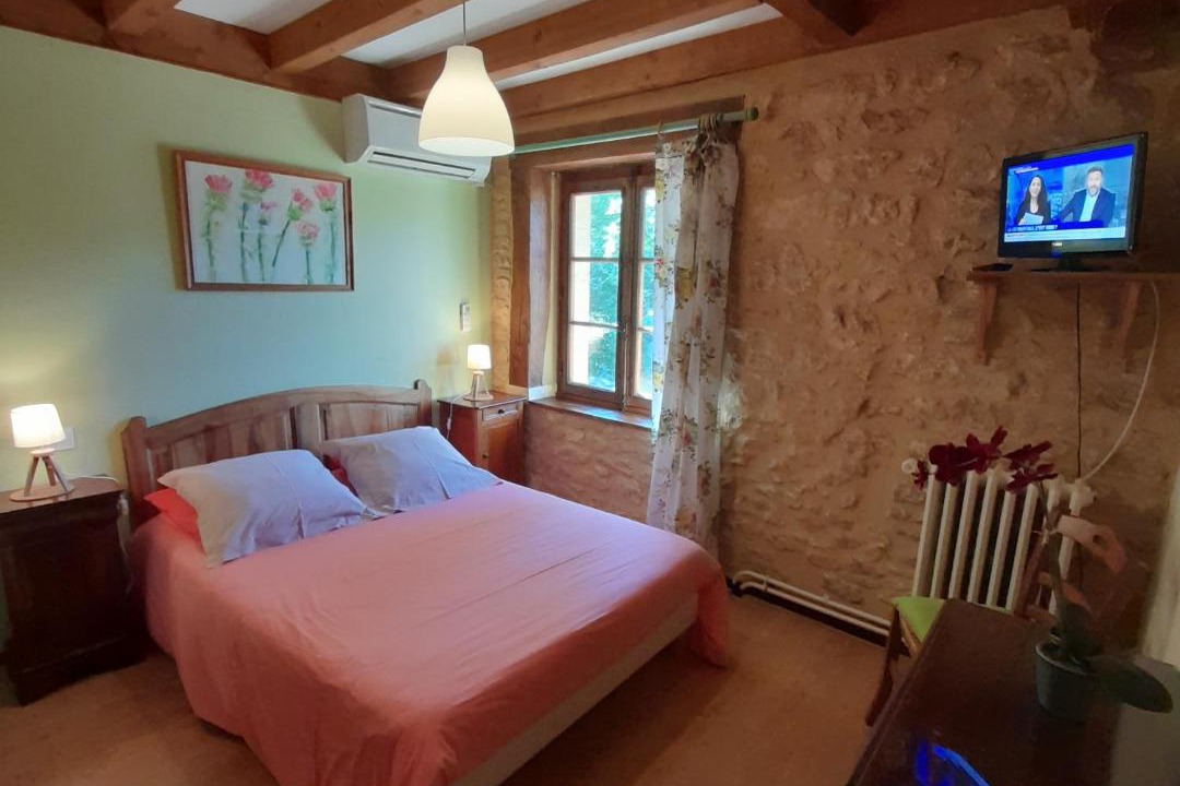 Photo of Bedroom in Sergeac