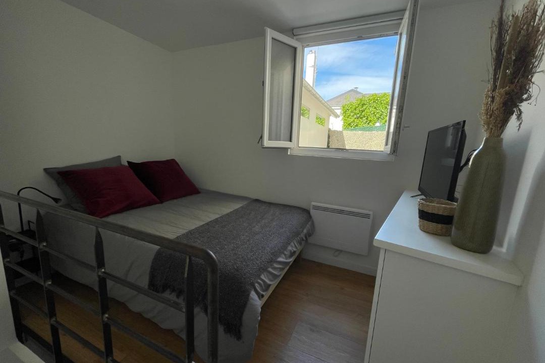 Photo of Bedroom in Vernon