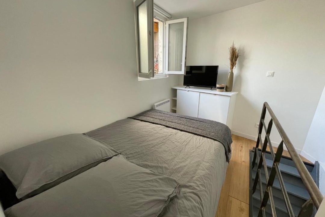 Photo of Bedroom in Vernon