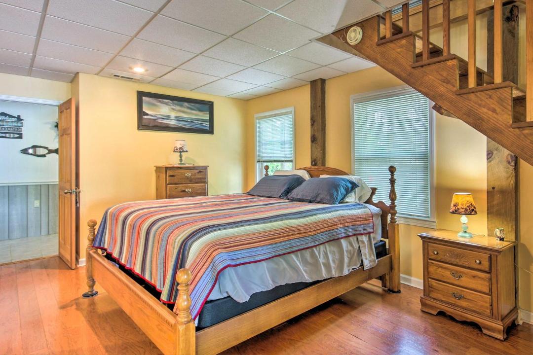 Photo of Others in Lake Secession