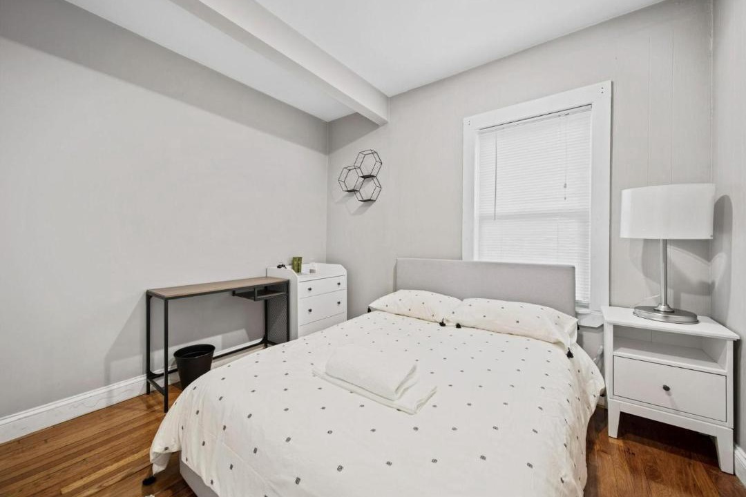 Photo of Others in Winter Hill