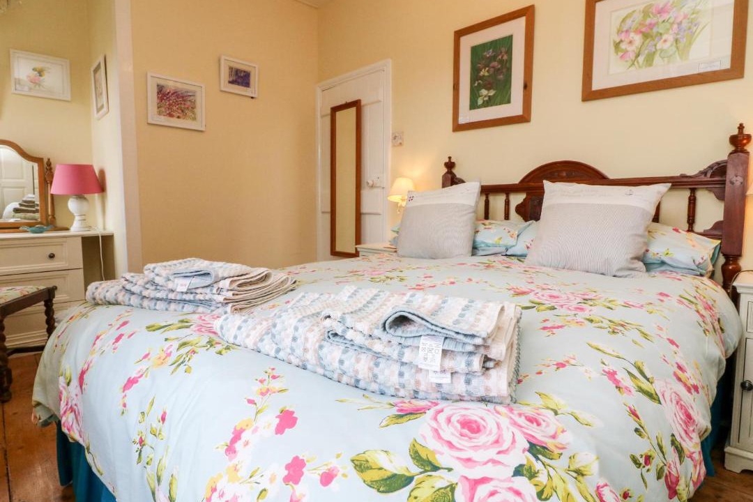 Photo of Bedroom in Appledore