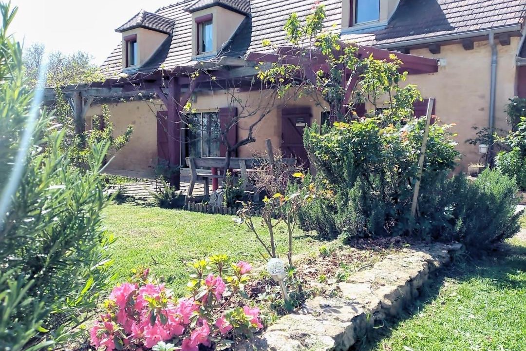 Photo of Buildings in Saint-Andre-dAllas