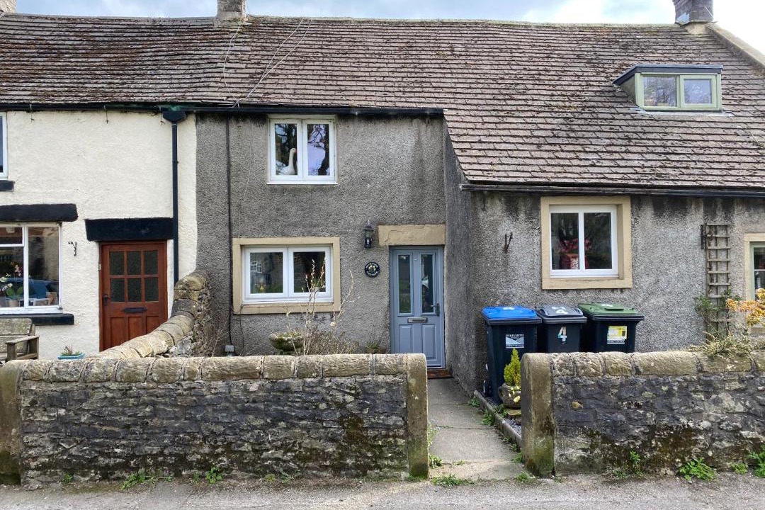 Photo of Buildings in Litton