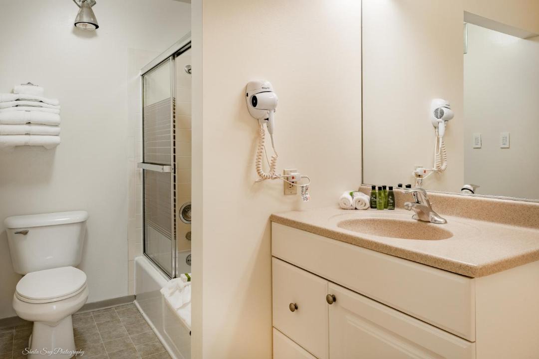 Photo of Bathroom in Northwest Bellevue