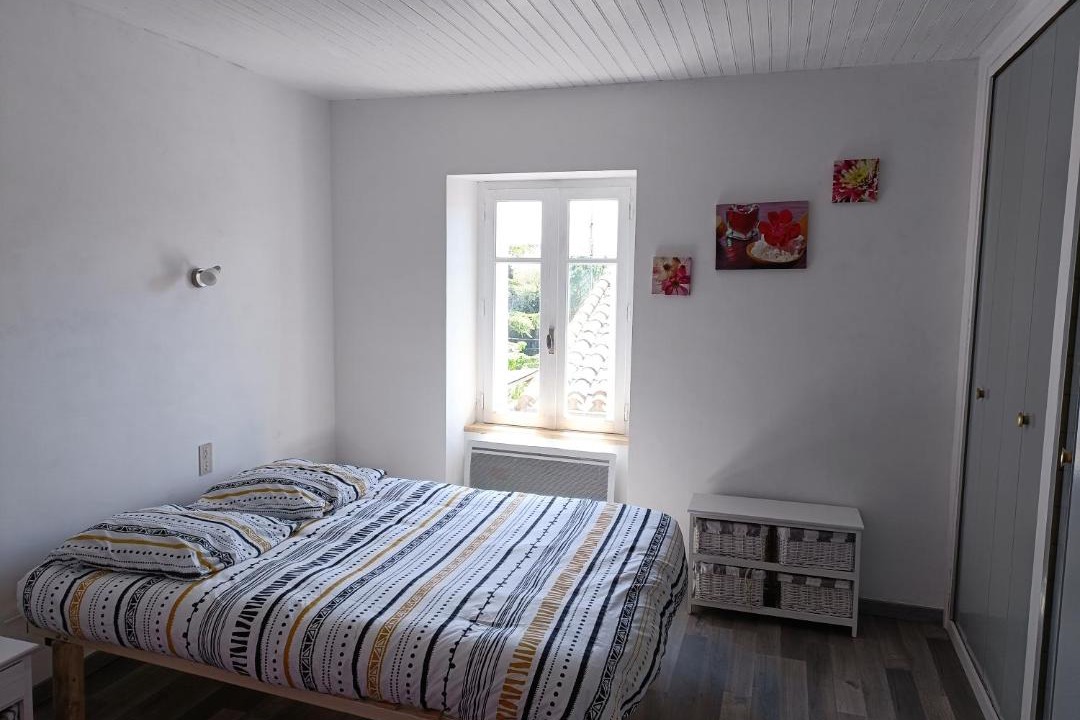 Photo of Bedroom in Marseillette