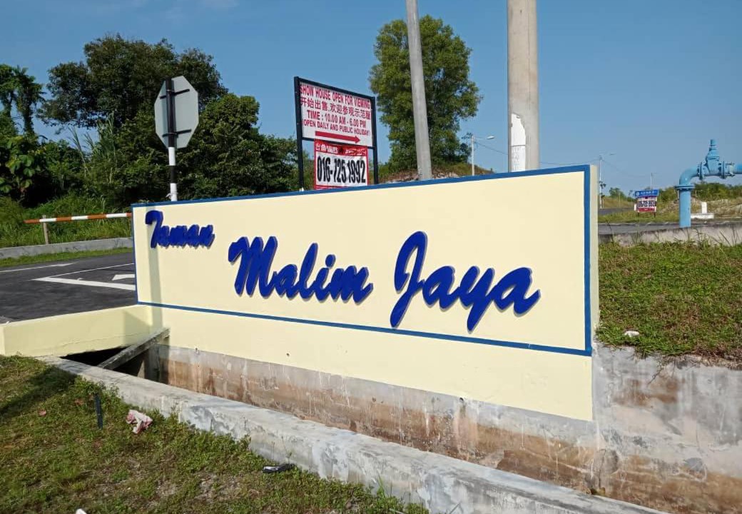 Photo of Buildings in Malim Nawar