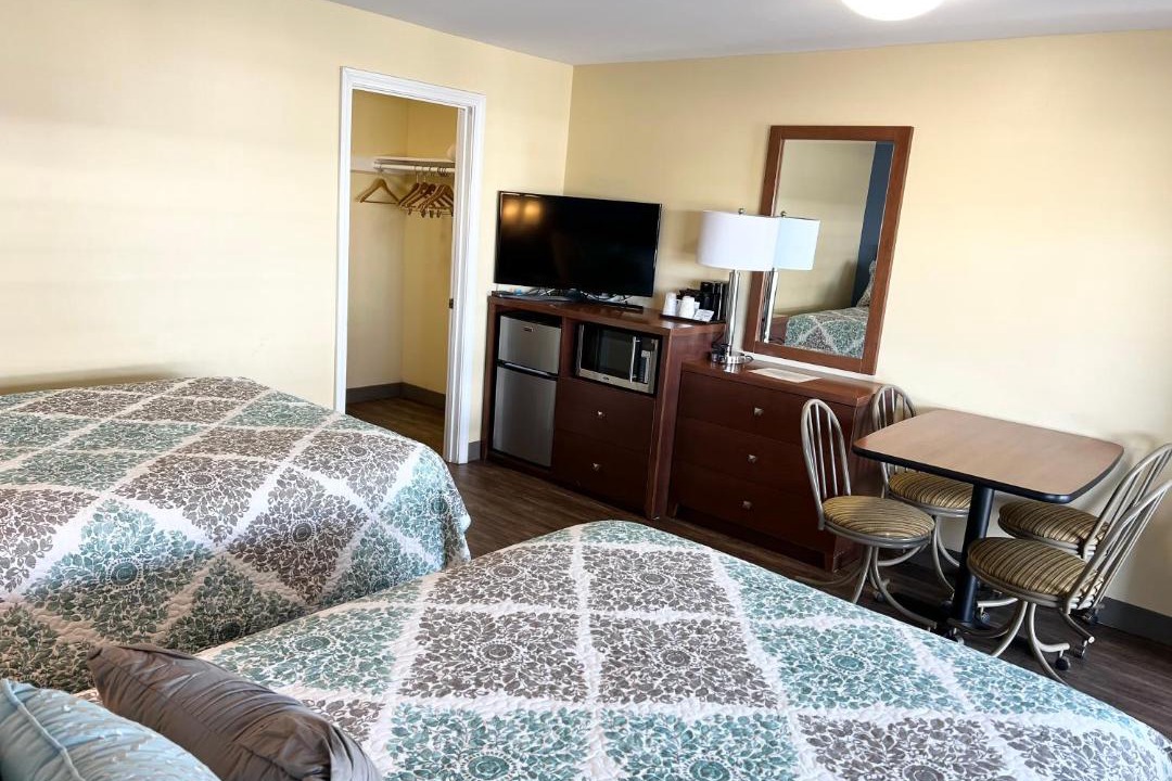 Photo of Others in Eastward Look