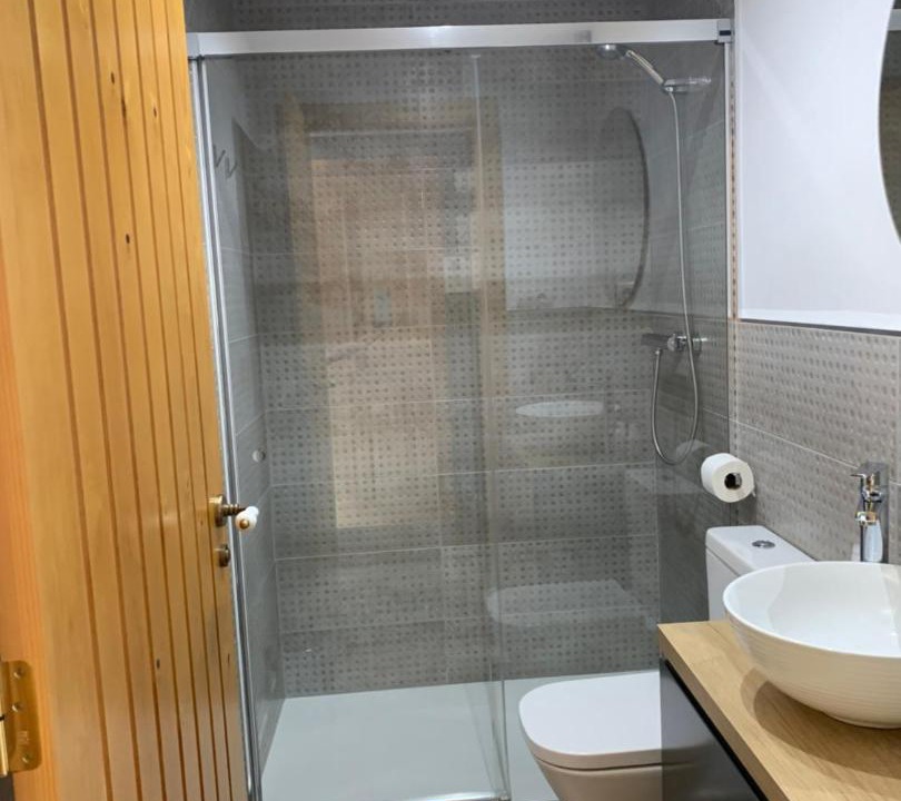 Photo of Bathroom in Arguis