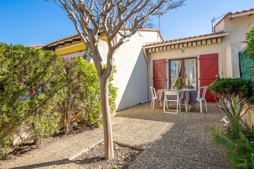 Photo of Buildings in Saint-Cyprien Plage