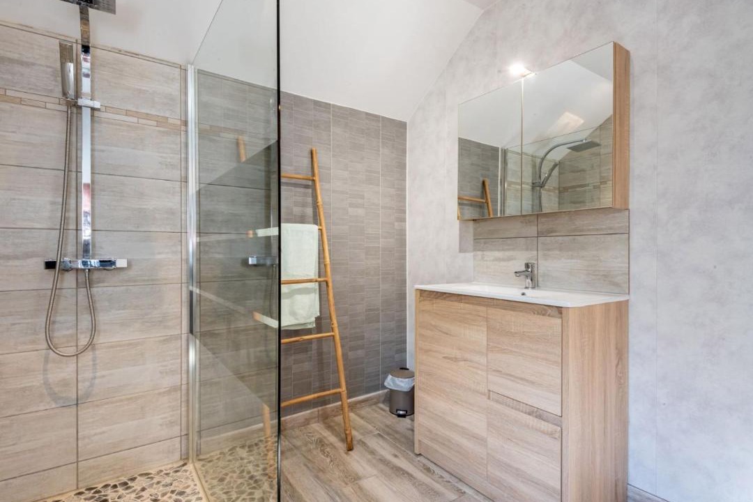 Photo of Bathroom in La Haye-d'Ectot