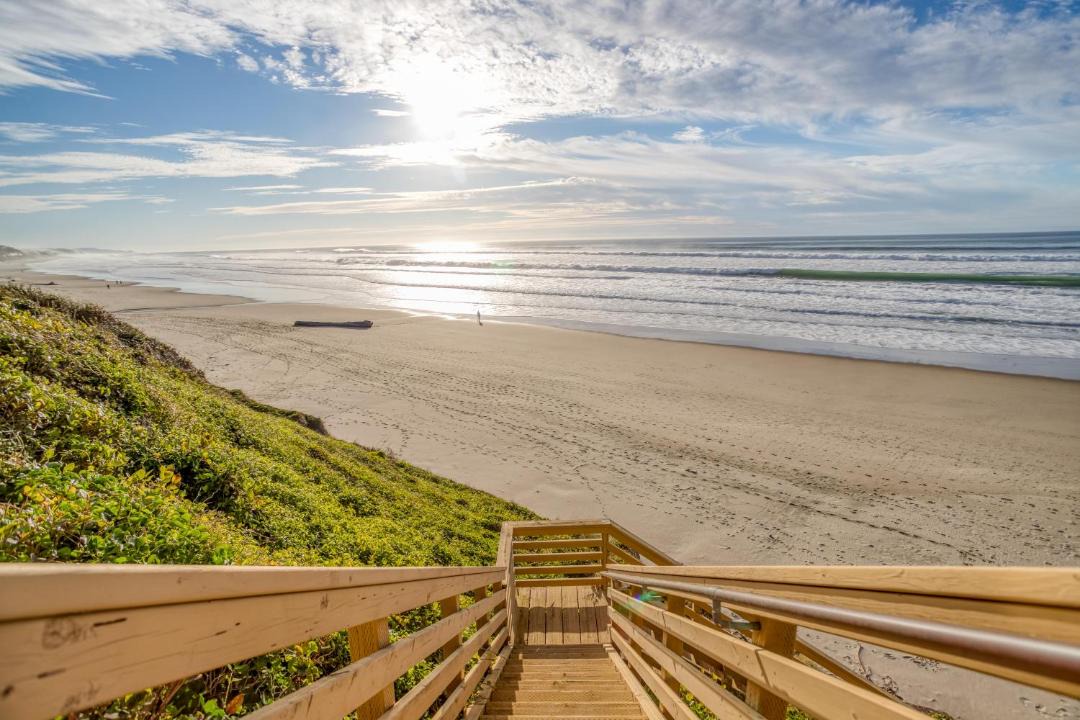 Photo of Others in Roads End