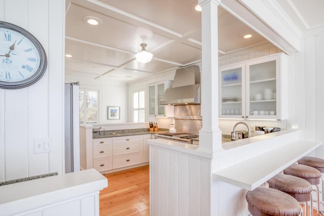 Photo of Others in Lincoln Beach