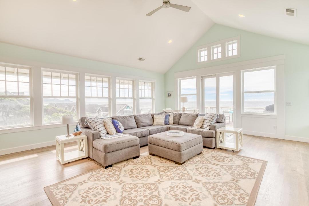 Photo of Others in Lincoln Beach