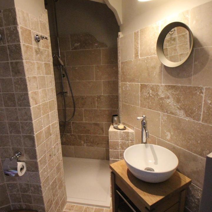 Photo of Bathroom in Ruesnes