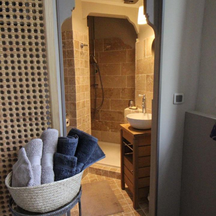 Photo of Others in Ruesnes