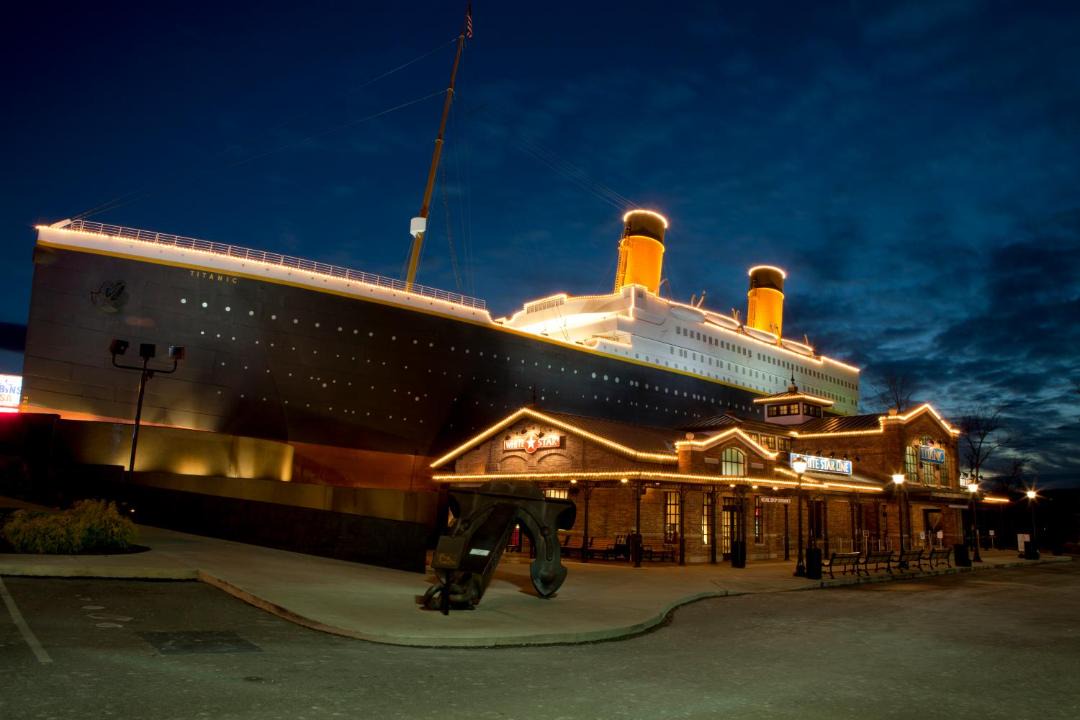 Photo of Others in Pigeon Forge