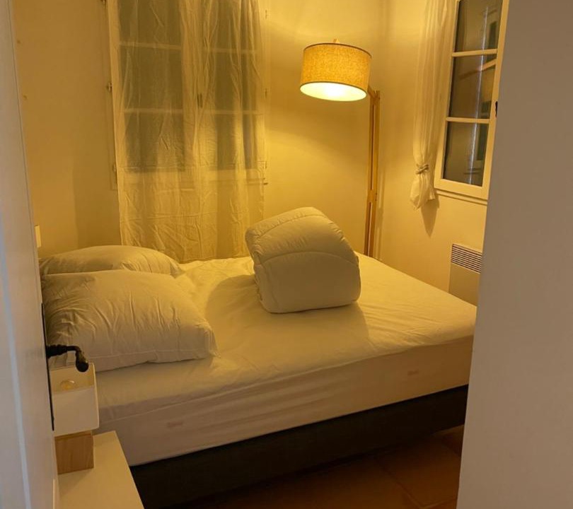 Photo of Bedroom in La Seyne-sur-Mer