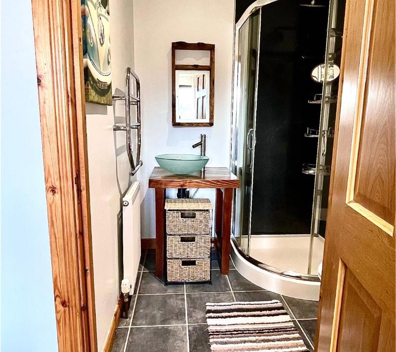 Photo of Others in Farr