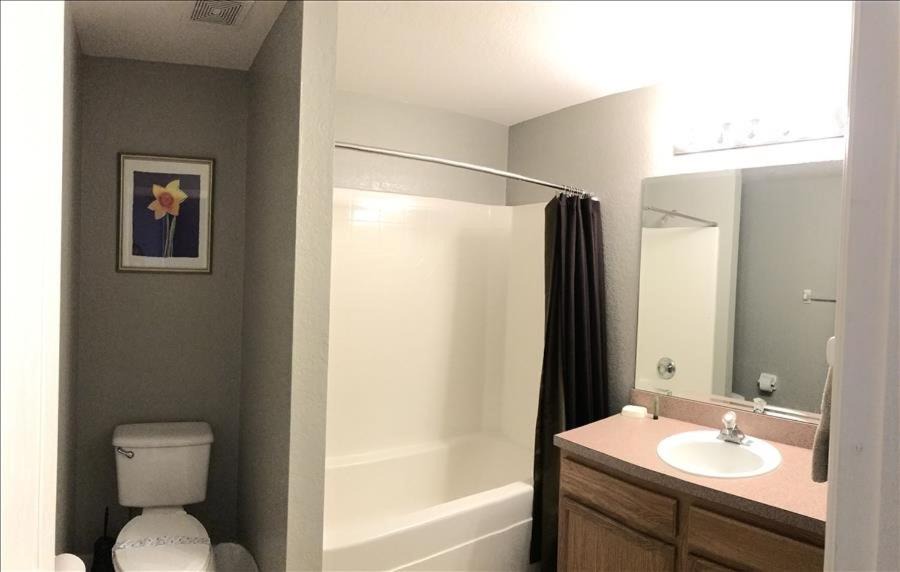 Photo of Bathroom in Loughman