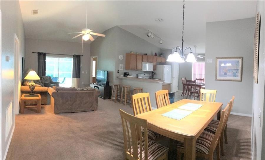 Photo of Livingroom in Loughman