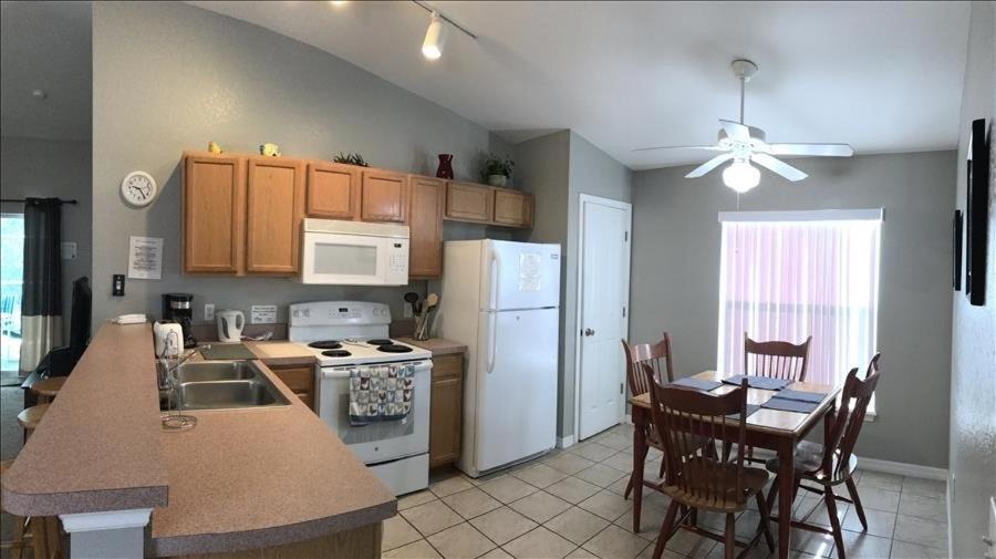 Photo of Others in Loughman