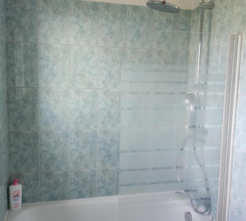 Photo of Bathroom in Ploumagoar