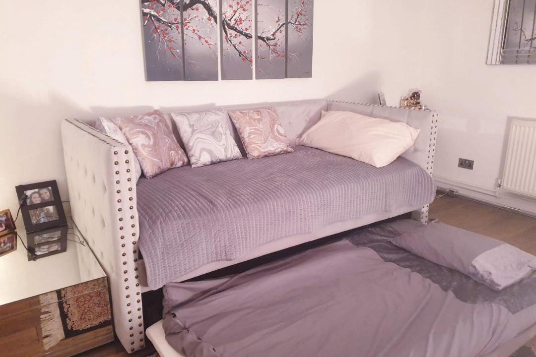 Photo of Others in East Finchley