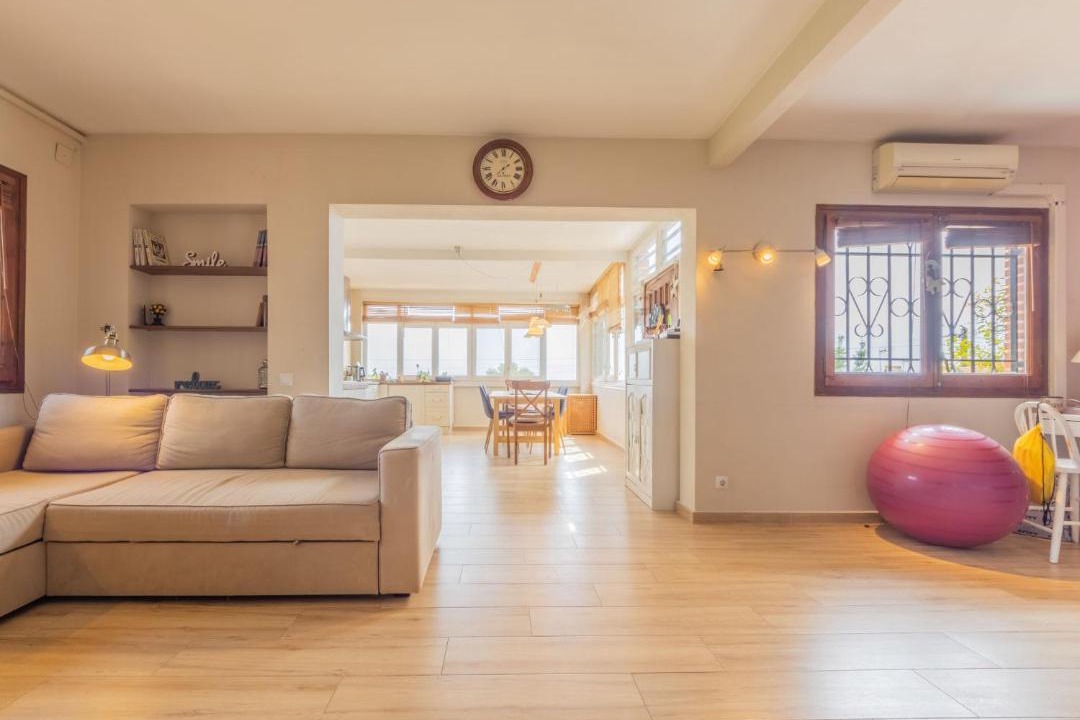 Photo of Livingroom in El Castell de Montornes
