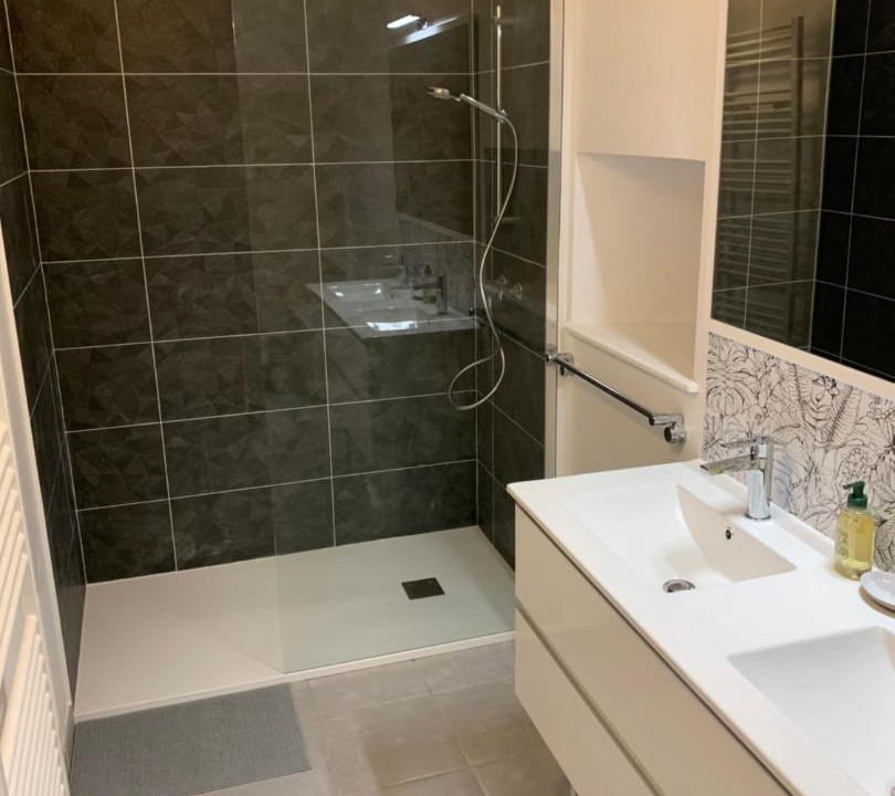 Photo of Others in Givry