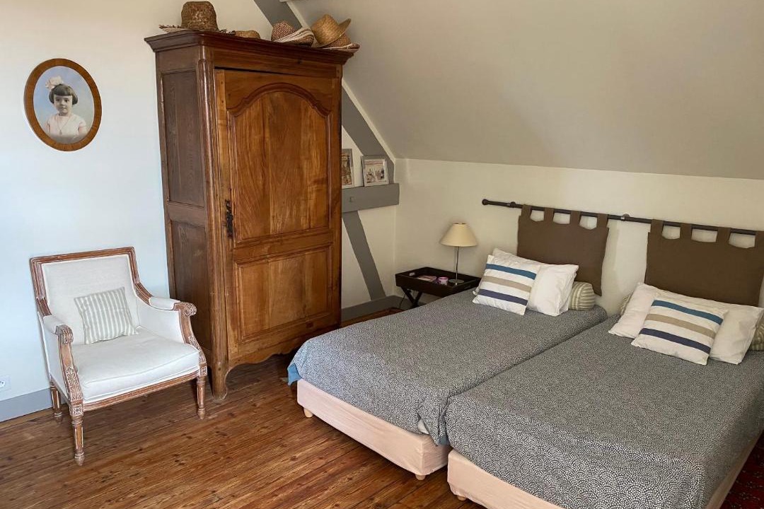 Photo of Bedroom in Ocquerre