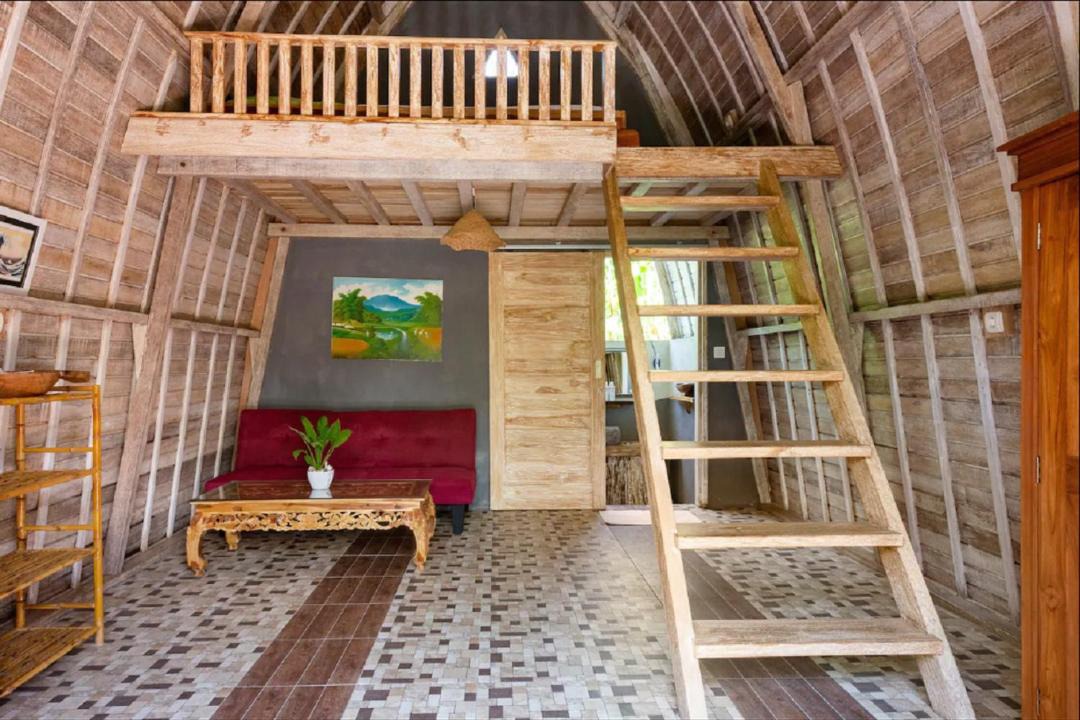 Photo of Others in Medewi